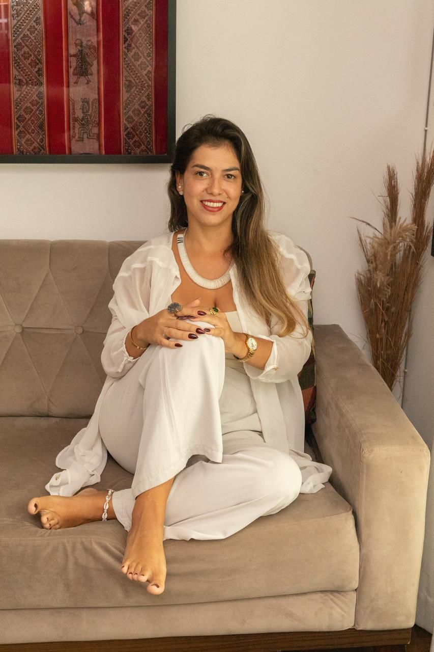 Jessica Oliveira — Psicóloga